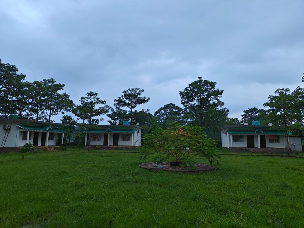 Jaldapara Eco Resorts By Stayapart Madari Hat Exterior photo